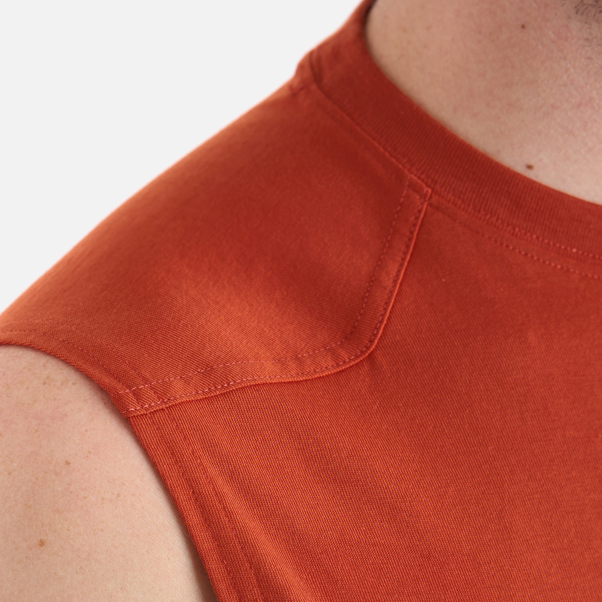The Martin Sleeveless Pocket Tee - Image 10
